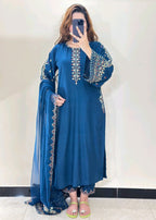 Mashal embroidered 3-piece suit by Tehzeeb Libas (view 3)