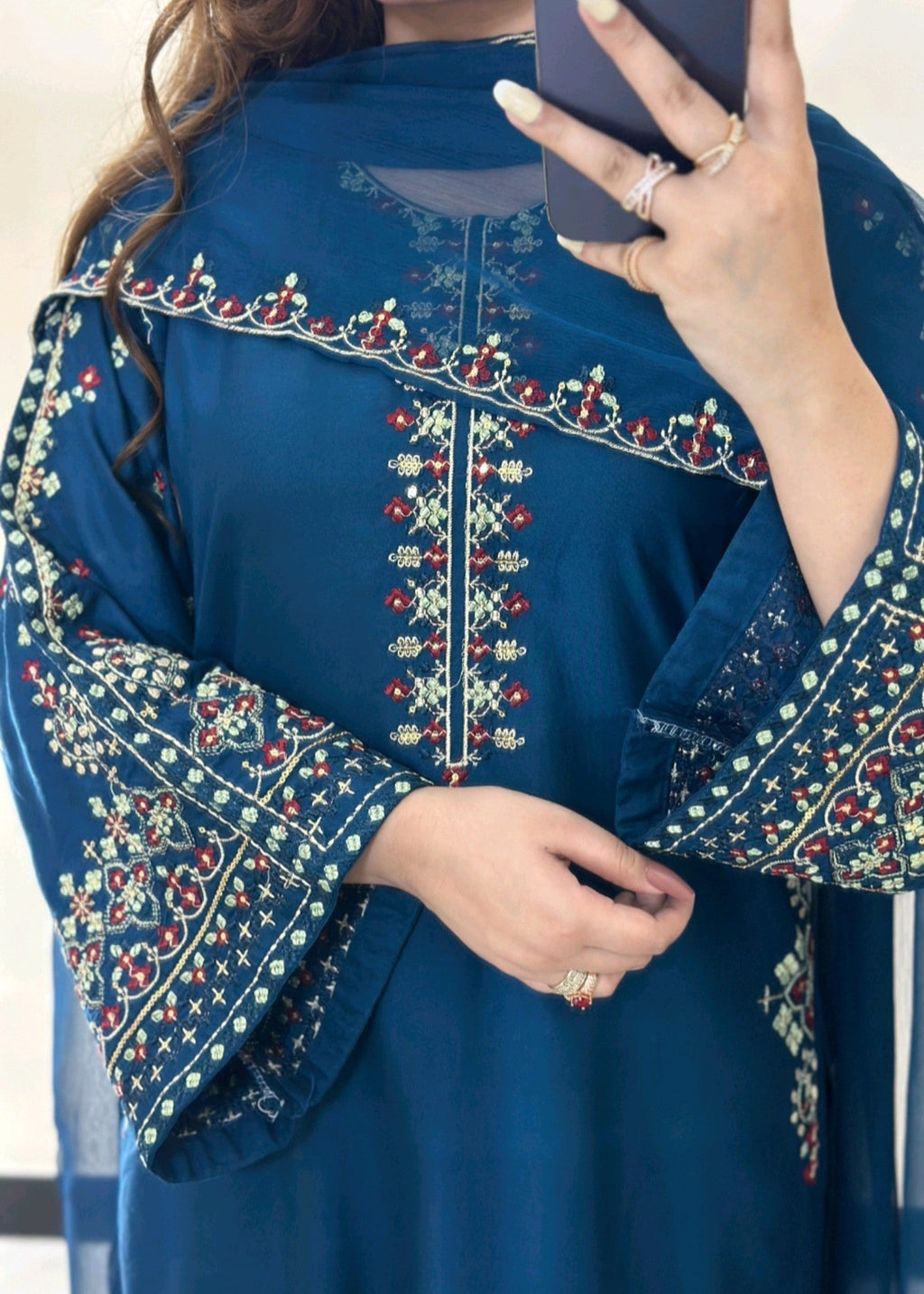 Mashal embroidered 3-piece suit by Tehzeeb Libas (view 5)