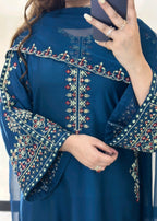 Mashal embroidered 3-piece suit by Tehzeeb Libas (view 5)