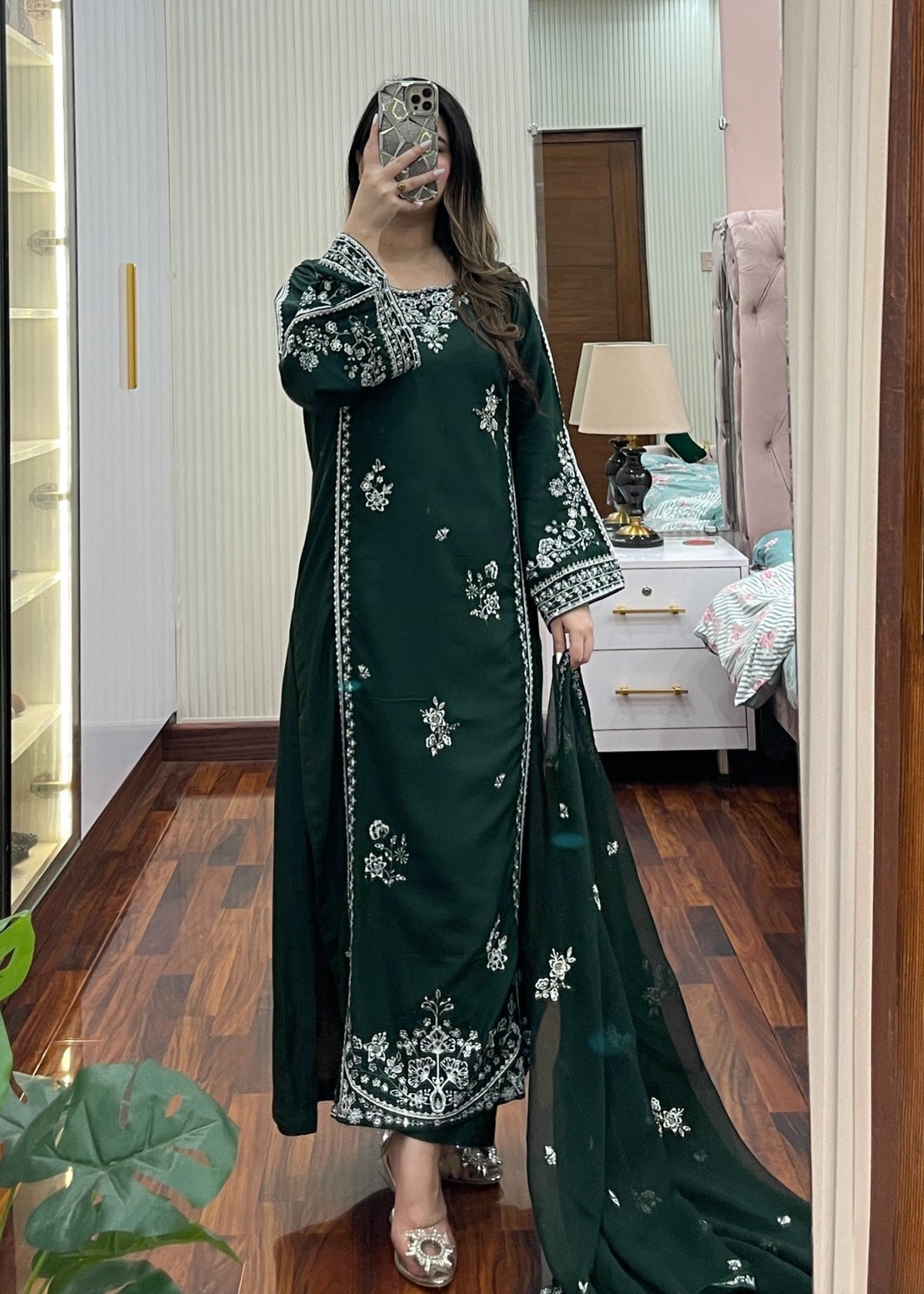 Royal Grace embroidered eastern suit by Tehzeeb Libas (view 2)