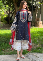 Dastaan embroidered 3-piece festive suit by Tehzeeb Libas (view 3)