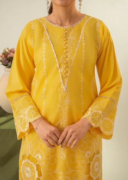 Soraya embroidered 3-piece festive suit by Tehzeeb Libas (view 6)