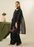 Zarqaa embroidered festive suit by Tehzeeb Libas (view 4)