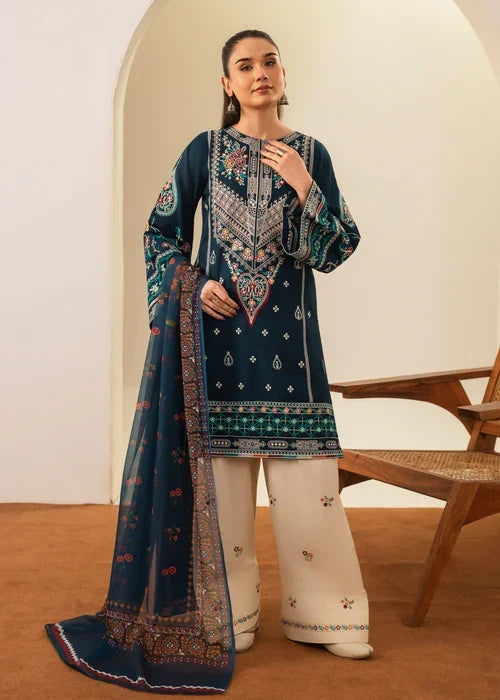 Sajjal embroidered 3-piece festive suit by Tehzeeb Libas
