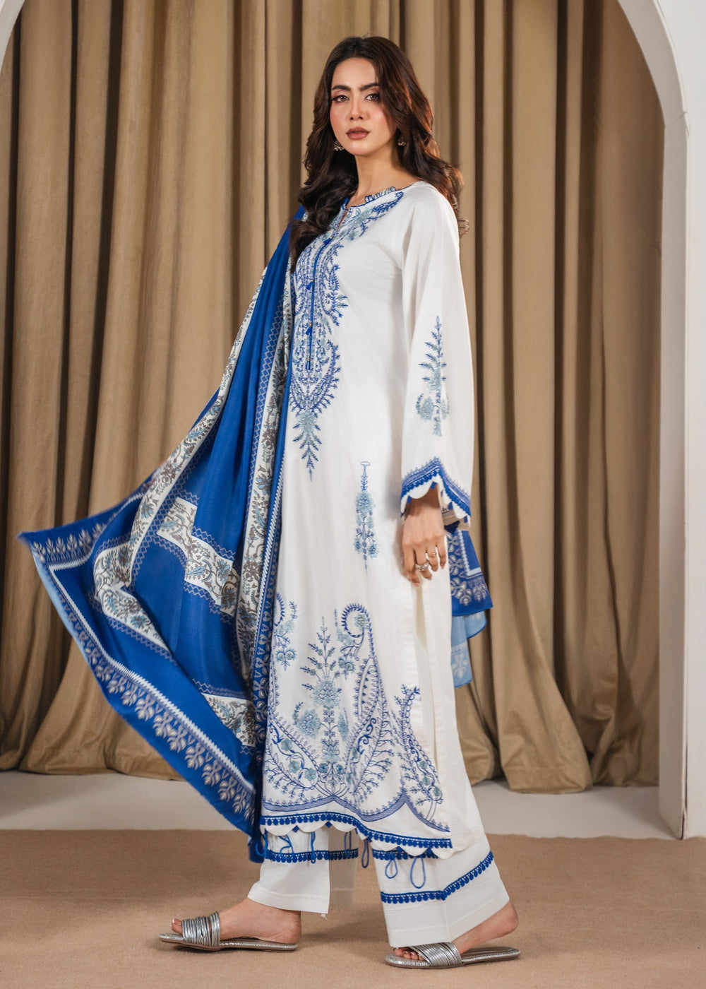 FANA EMBROIDERED 3PC