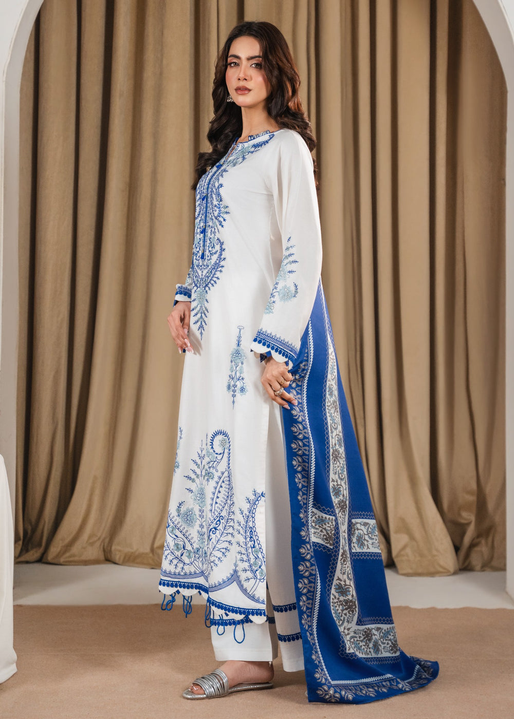 FANA EMBROIDERED 3PC