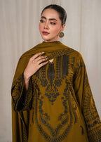 Zaitoon embroidered 3-piece festive suit by Tehzeeb Libas (view 5)
