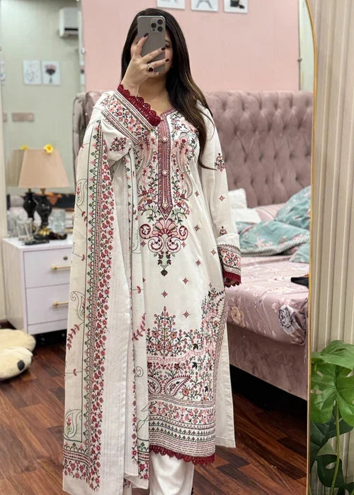 Rashk embroidered 3-piece festive suit by Tehzeeb Libas (view 4)