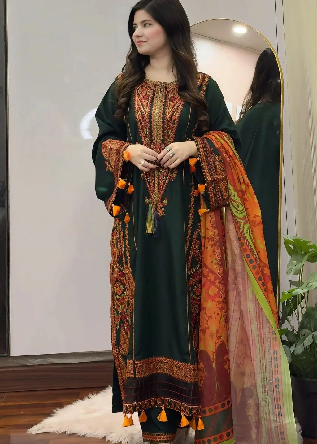 Zargul embroidered festive suit by Tehzeeb Libas (view 6)