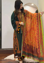 Zargul embroidered festive suit by Tehzeeb Libas (view 5)