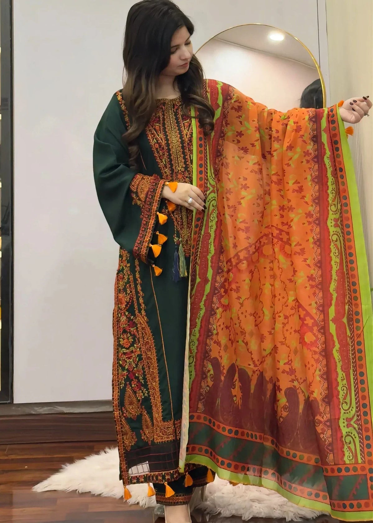 Zargul embroidered festive suit by Tehzeeb Libas (view 5)
