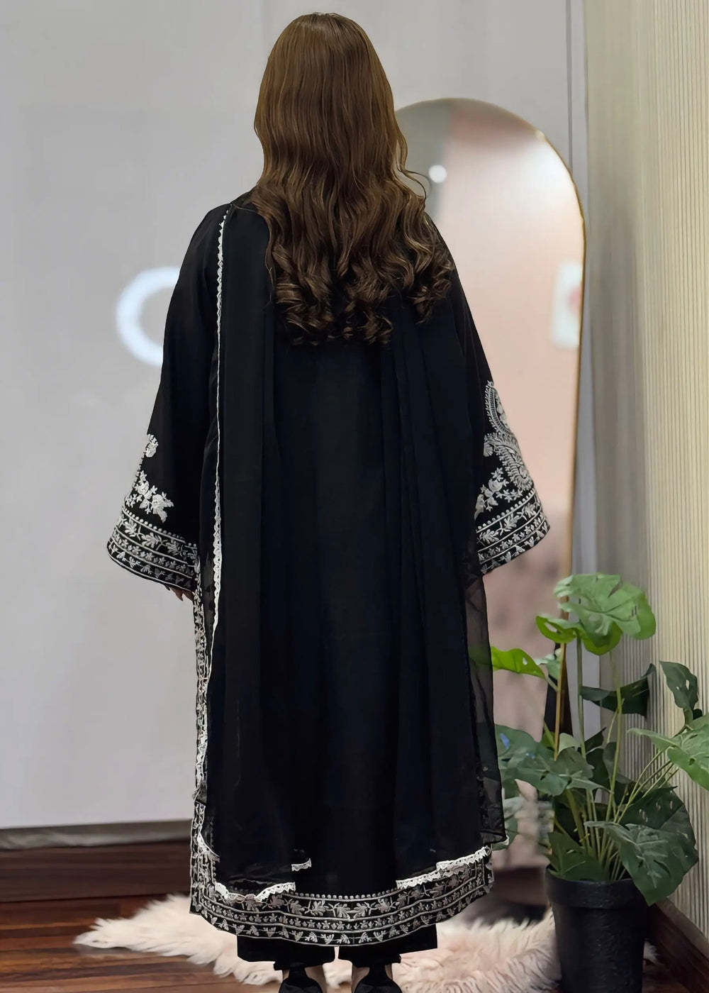 Sapphire Black embroidered 3-piece suit by Tehzeeb Libas (view 4)
