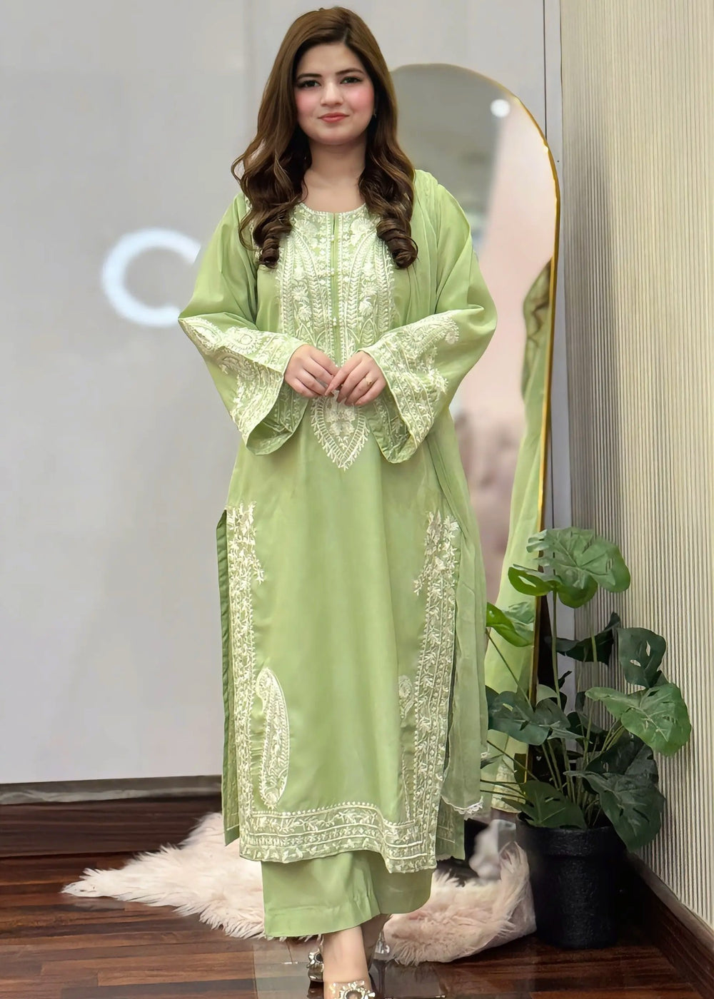 Sapphire embroidered 3-piece suit by Tehzeeb Libas