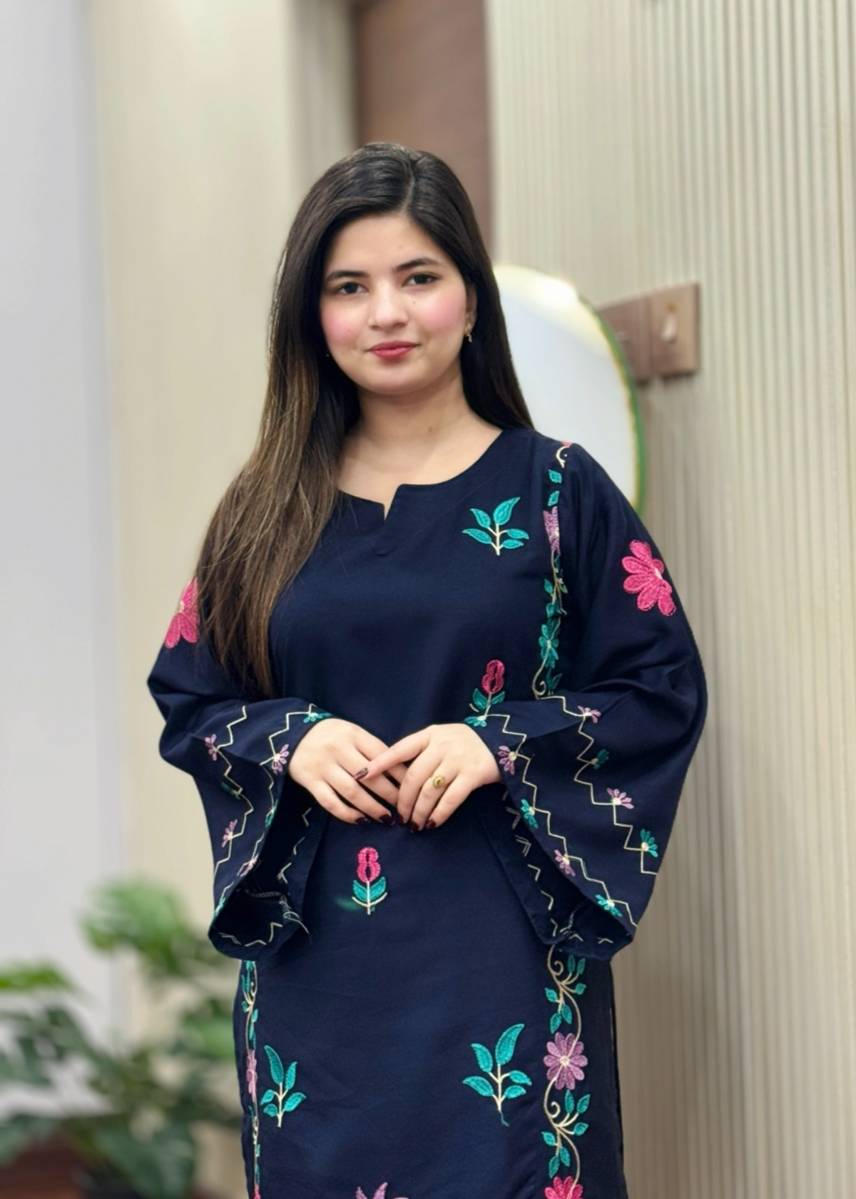 Dananeer 2-piece eastern suit by Tehzeeb Libas (view 2)