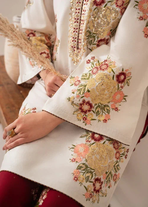 Alaya embroidered 2-piece festive suit by Tehzeeb Libas (view 4)