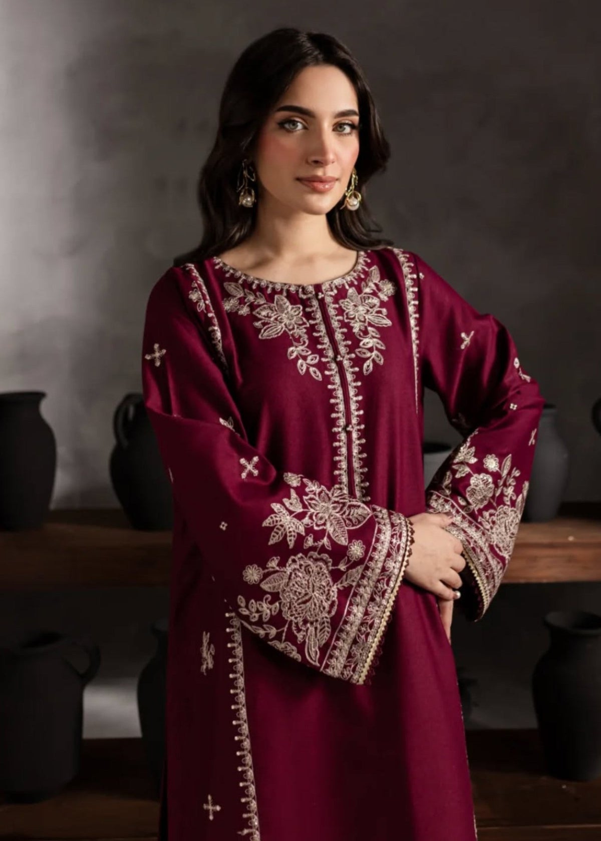 Chand embroidered 2-piece suit by Tehzeeb Libas (view 4)