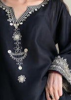 BLACK IRIS STITCHED 2PC