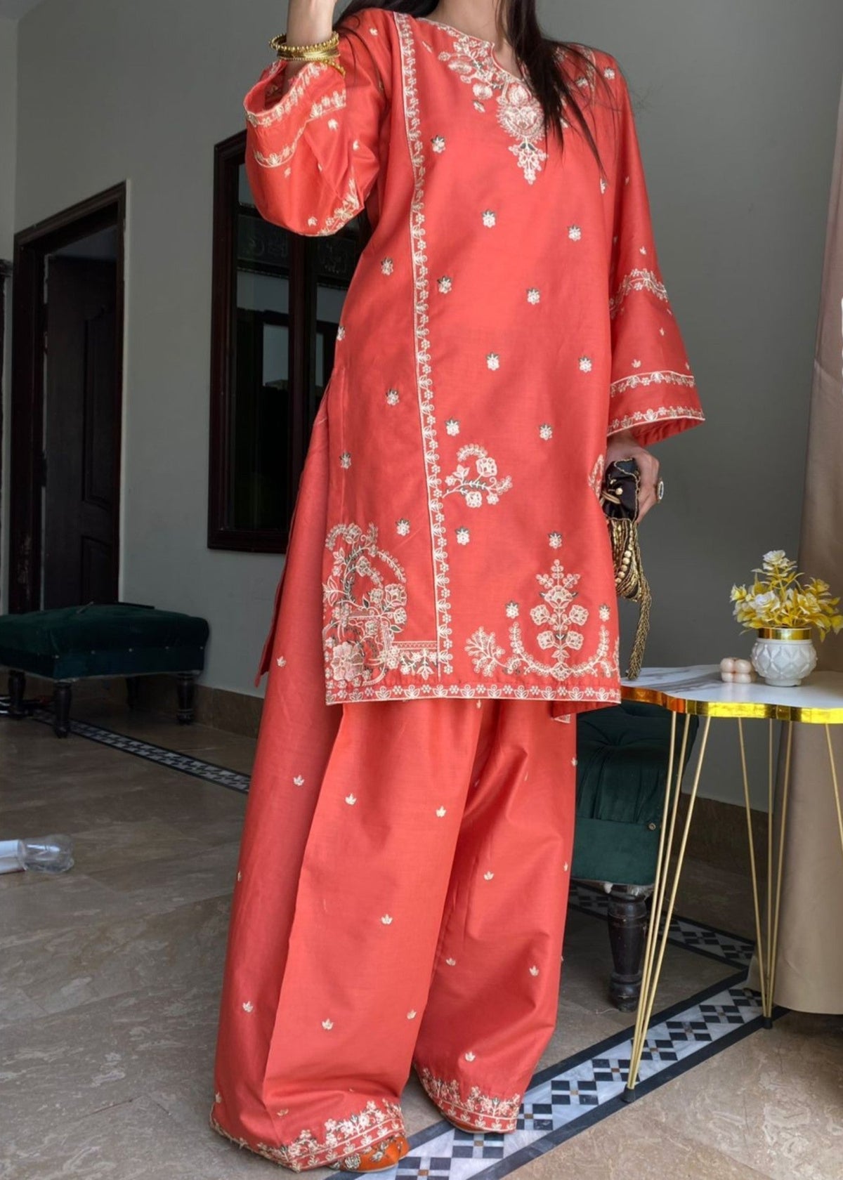 Jannat farshi 2-piece suit by Tehzeeb Libas (view 5)