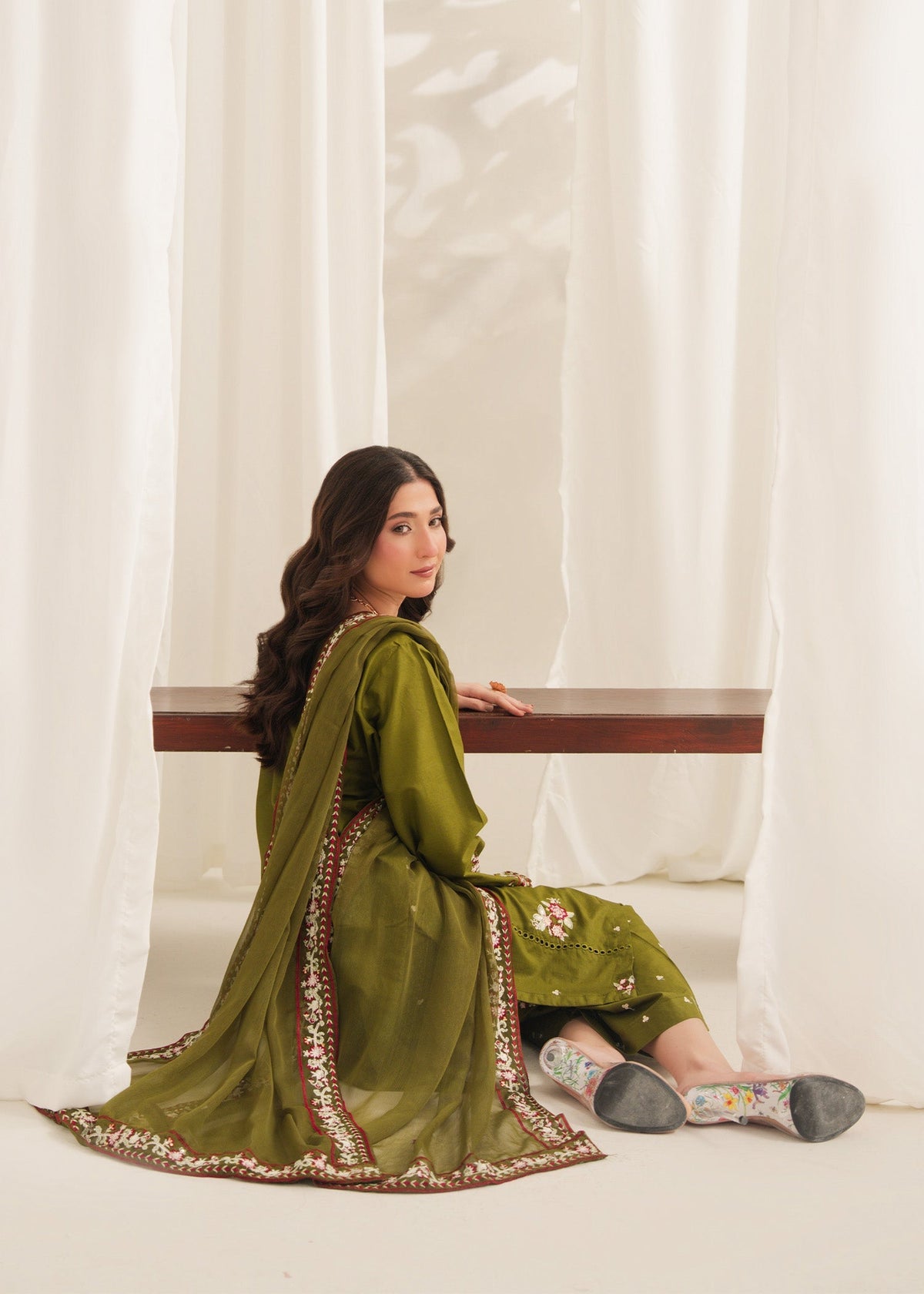 ANARKALI EMBROIDERED 3PC