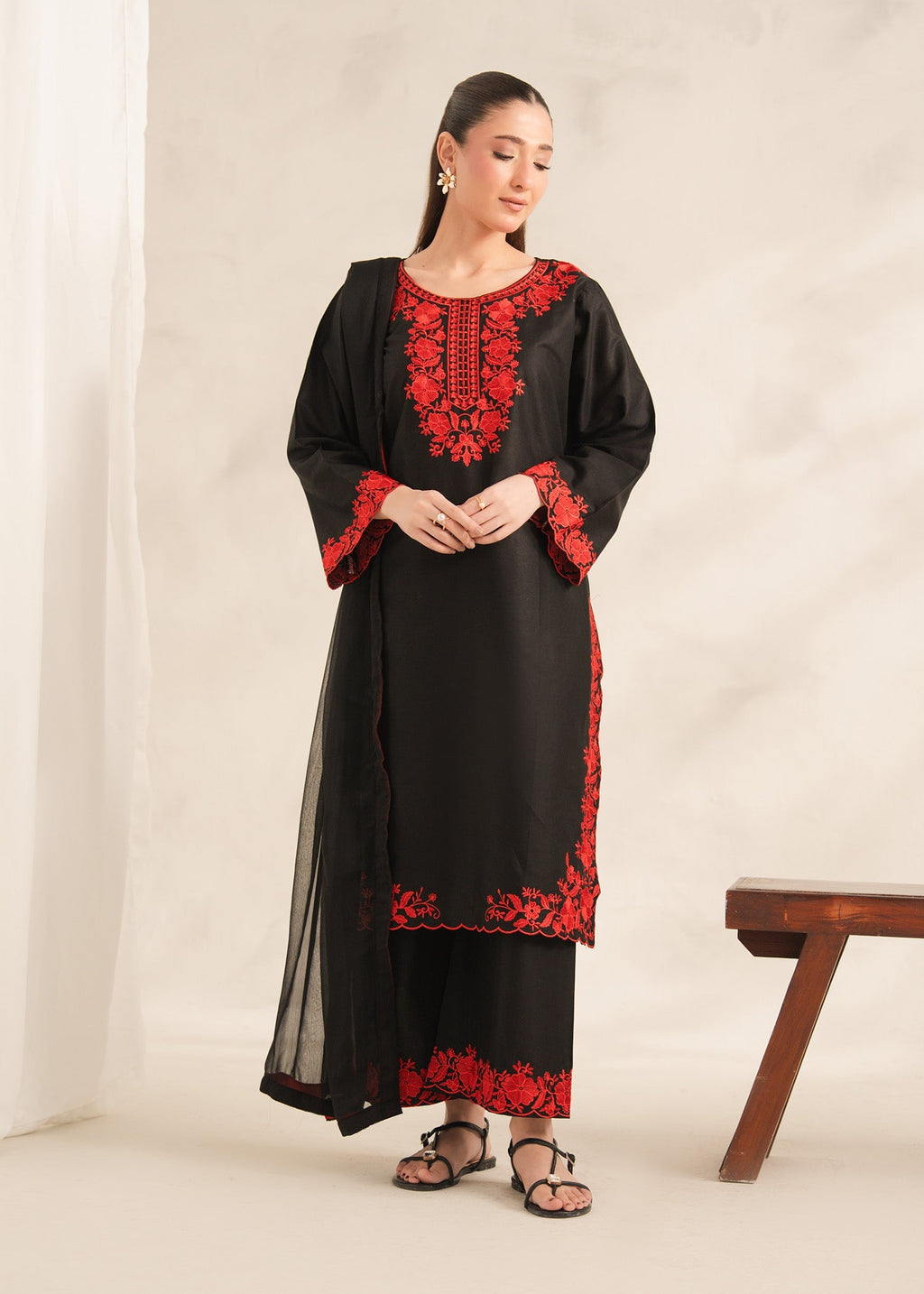 MIRAAL EMBROIDERED 3PC