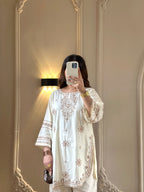 CREAM VILLA
