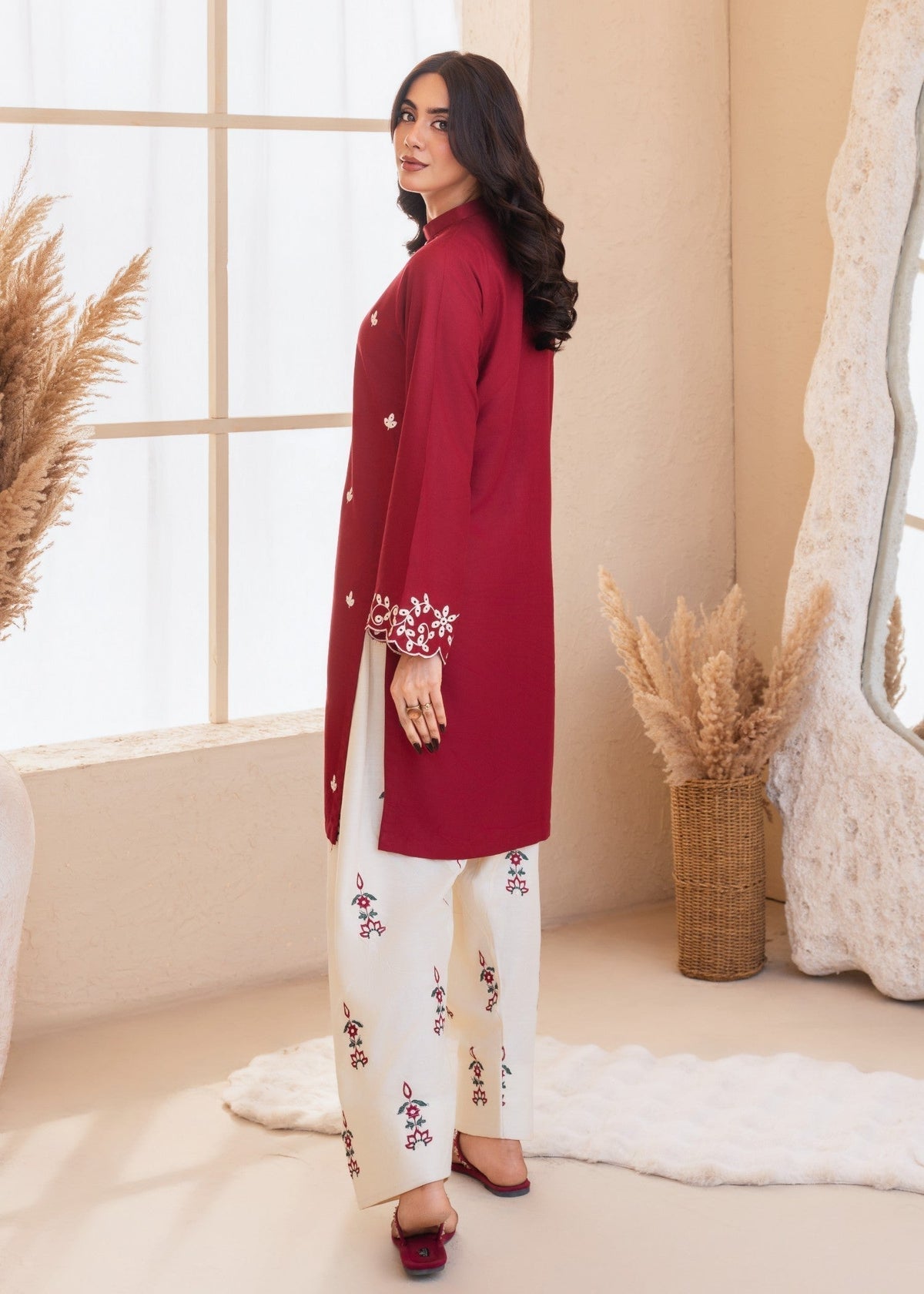 Zarf embroidered 2-piece suit by Tehzeeb Libas (view 3)