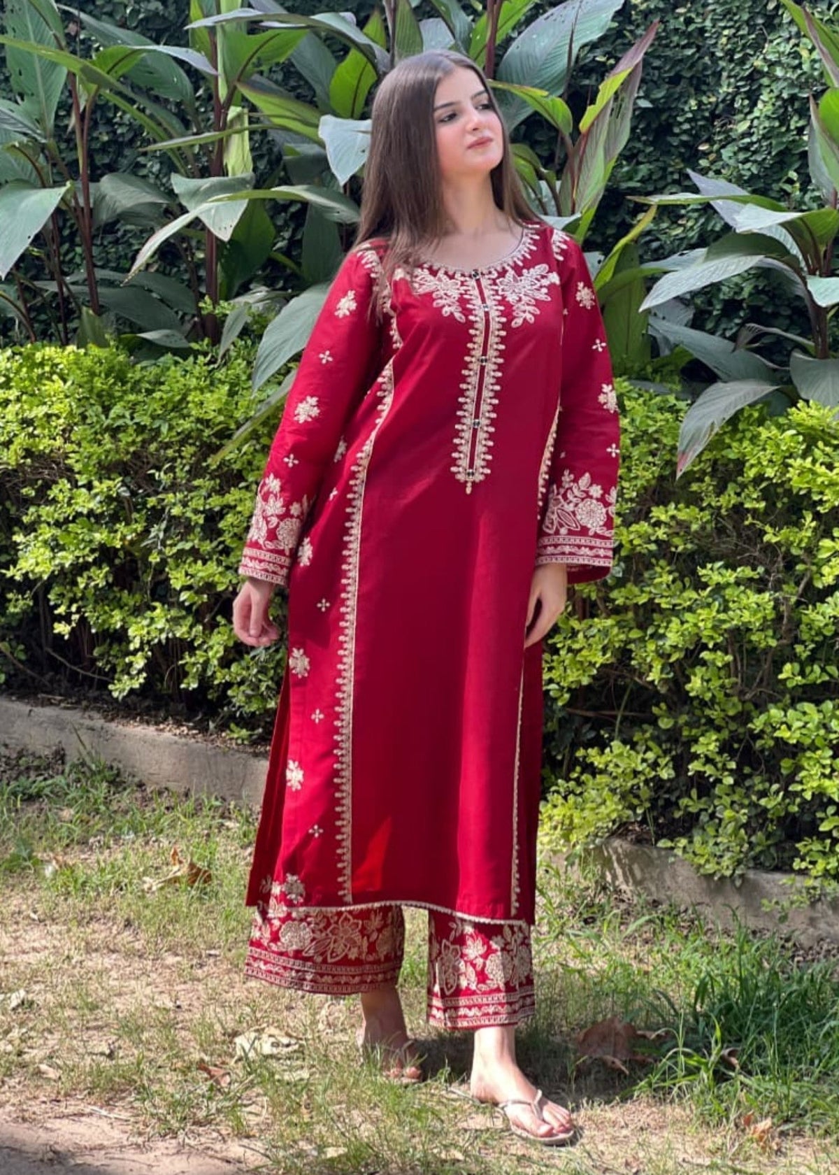 Berry embroidered 2-piece suit by Tehzeeb Libas