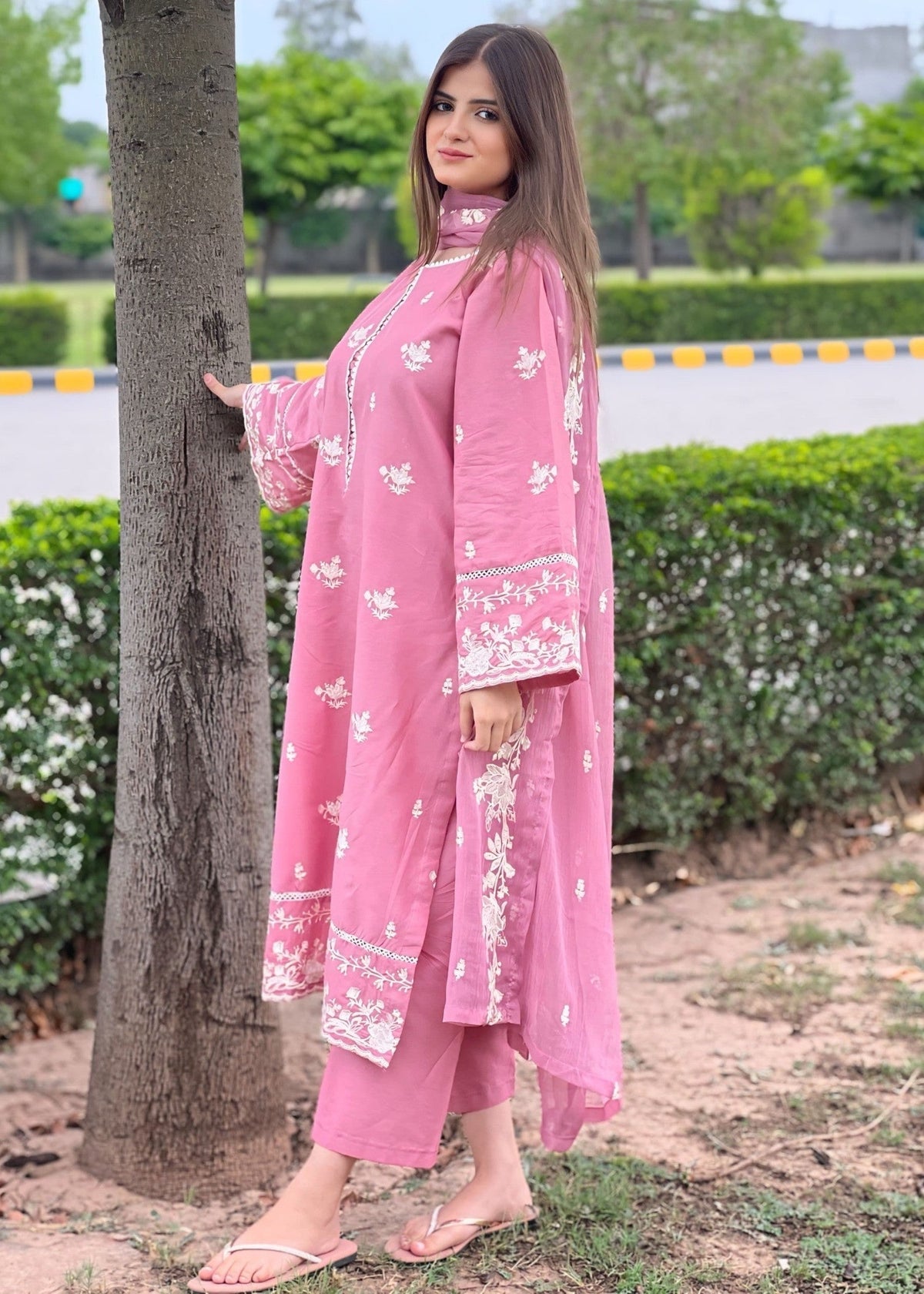 Nazneen lawn 3-piece suit by Tehzeeb Libas (view 2)