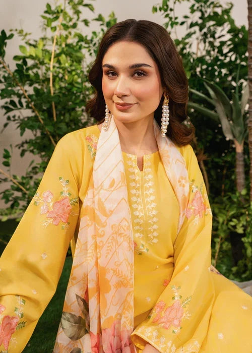 Yellow Sunflower 3-piece suit by Tehzeeb Libas (view 2)