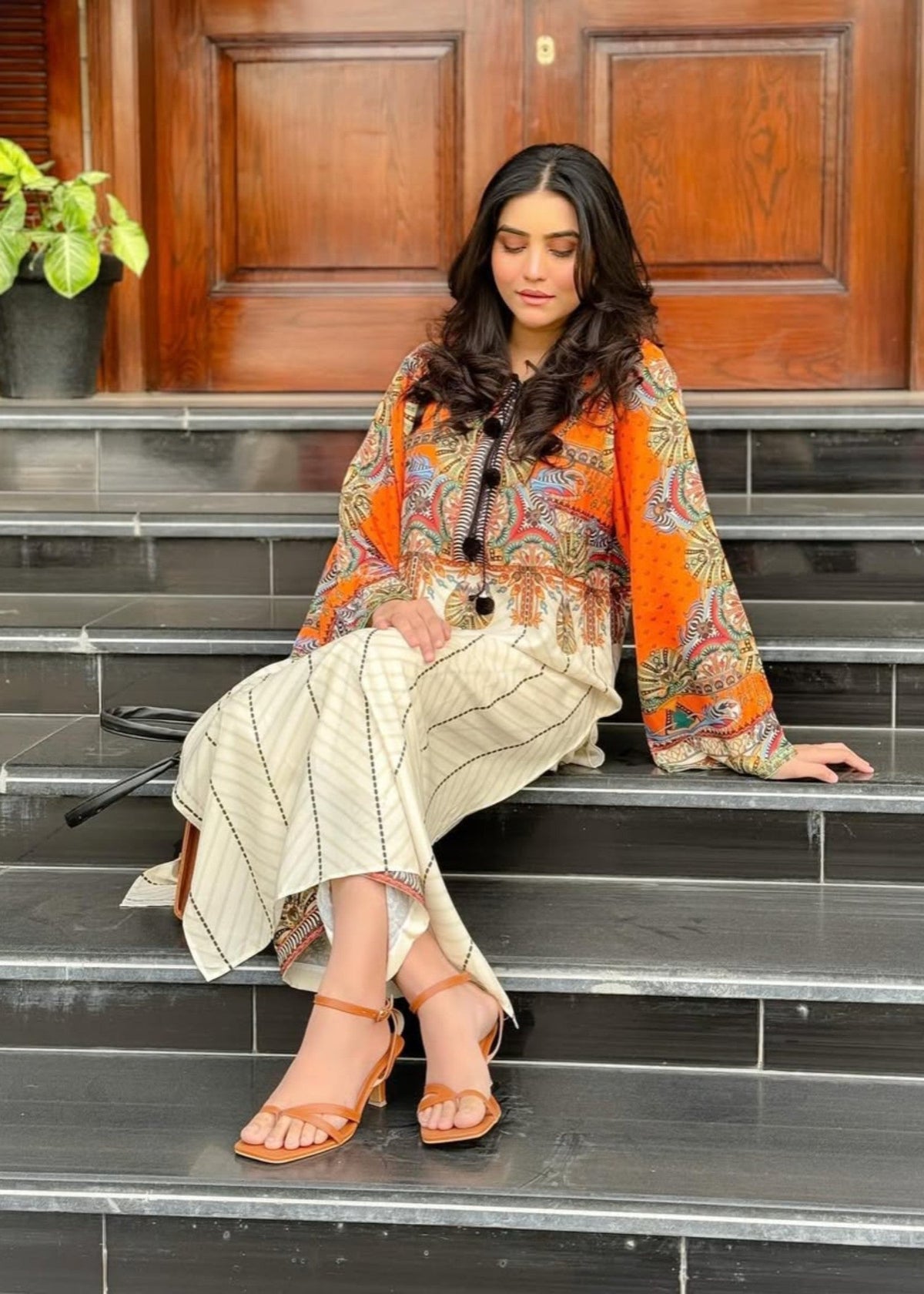 Hira co-ord 2-piece set by Tehzeeb Libas (view 2)