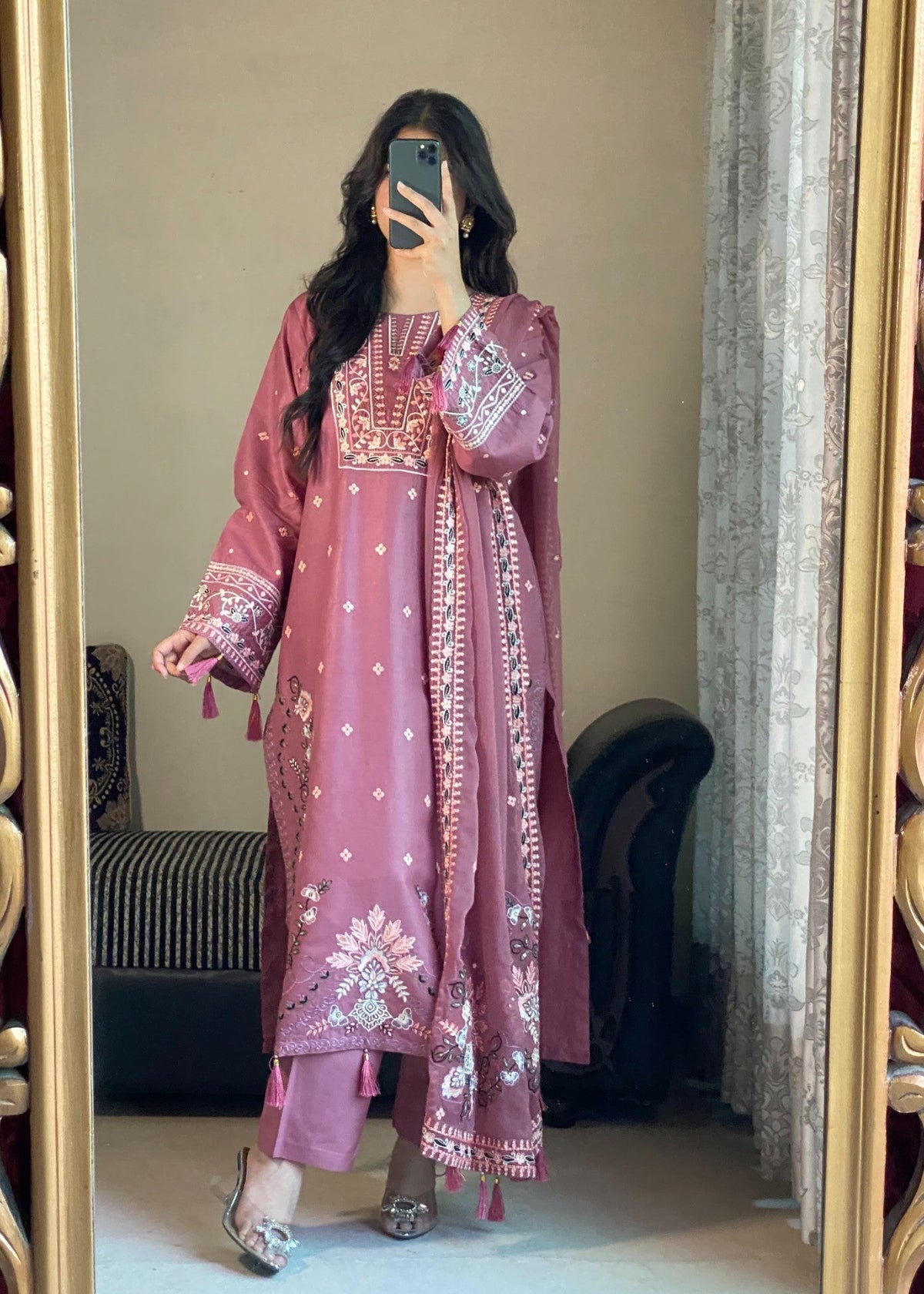 Dusty Rose Elegance embroidered 3-piece festive suit by Tehzeeb Libas (view 3)