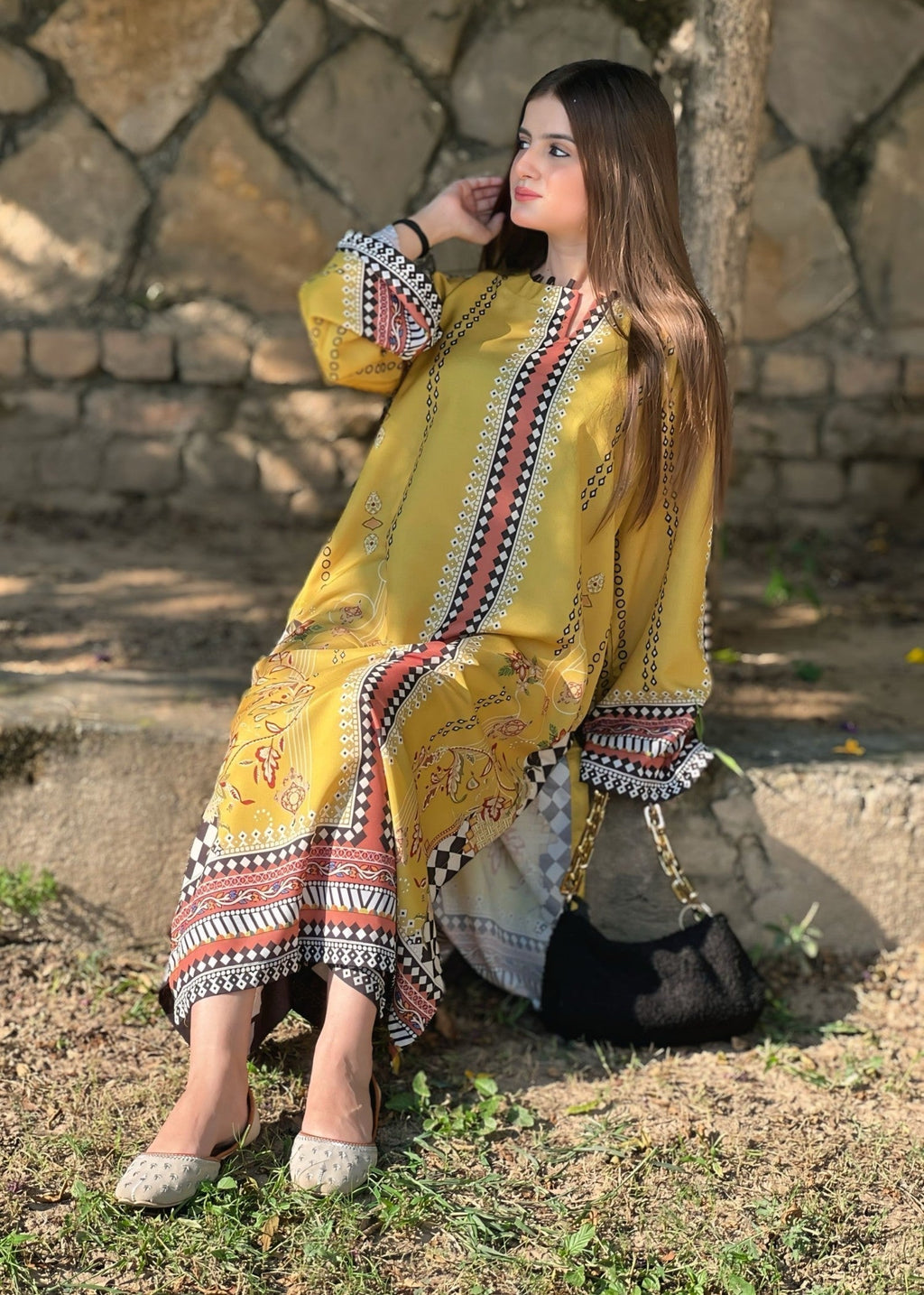 Haseen digital print 2-piece suit by Tehzeeb Libas (view 3)