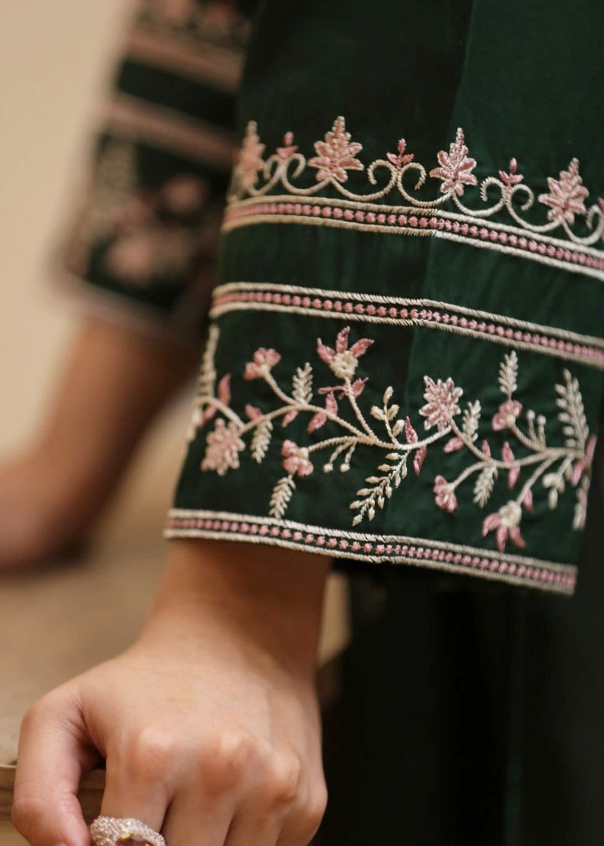 Addab stitched 2-piece suit by Tehzeeb Libas (view 4)
