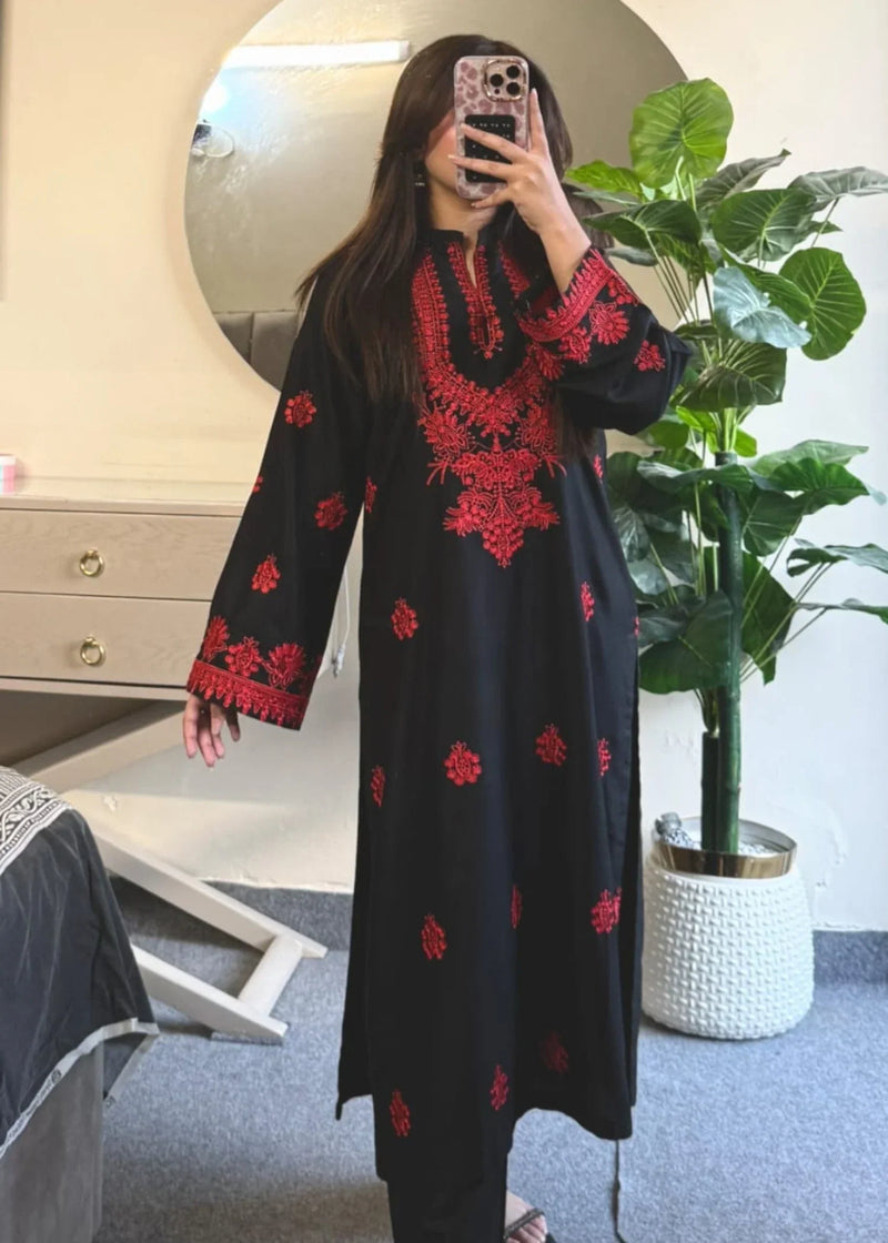 Komal embroidered 2-piece suit by Tehzeeb Libas