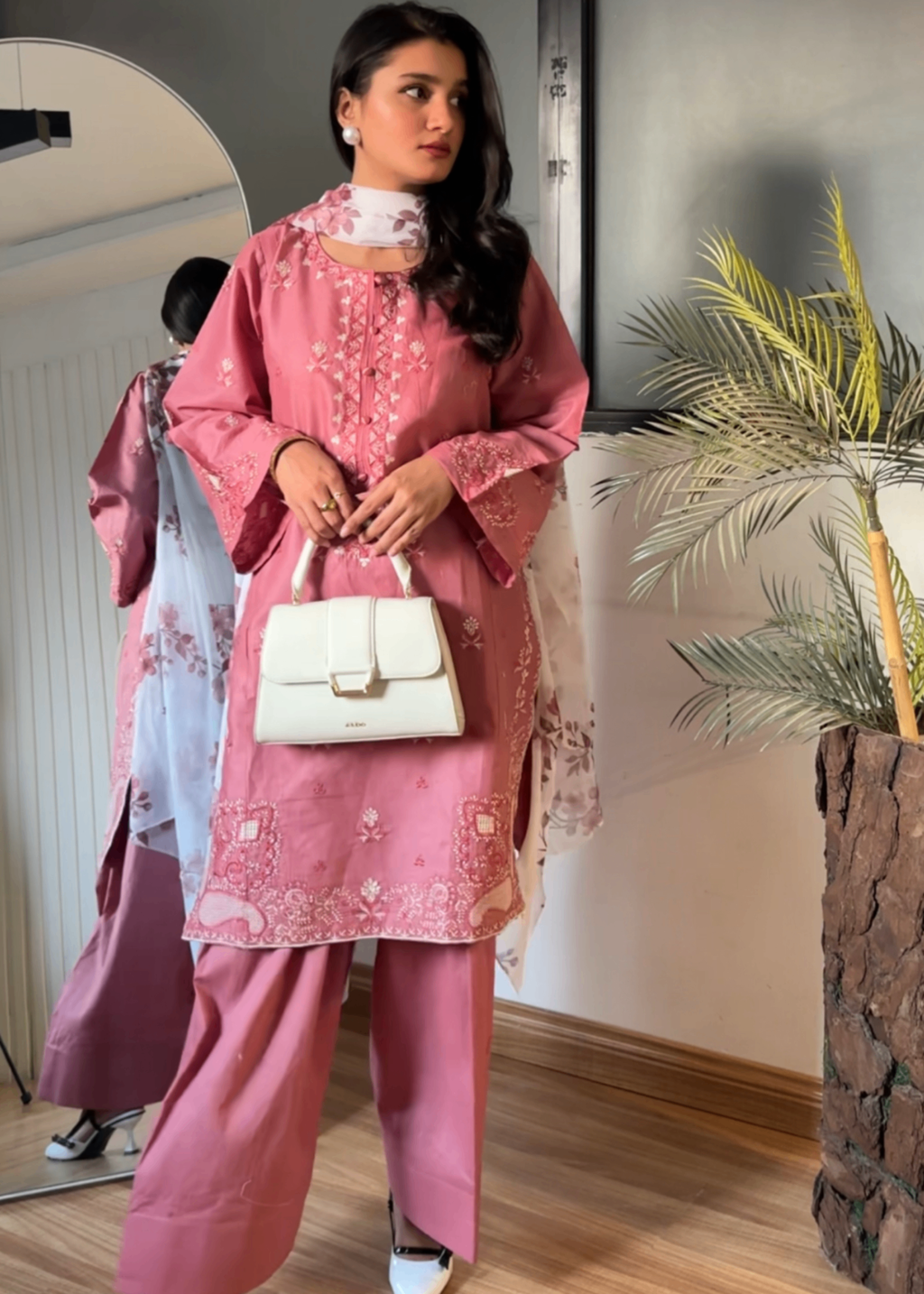 Urge embroidered 3-piece suit by Tehzeeb Libas (view 6)