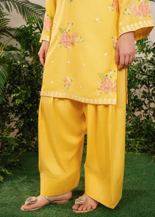 Yellow Sunflower 3-piece suit by Tehzeeb Libas (view 6)