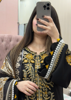 Payal embroidered 3-piece suit with dupatta by Tehzeeb Libas (view 5)